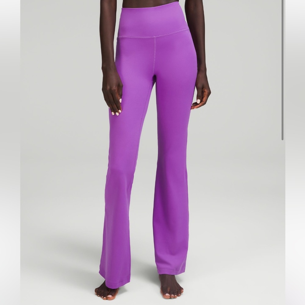 COPY - LuluLemon Groove Super-High-Rise Flared Pant Nulu *Regular in Moonlit Ma…